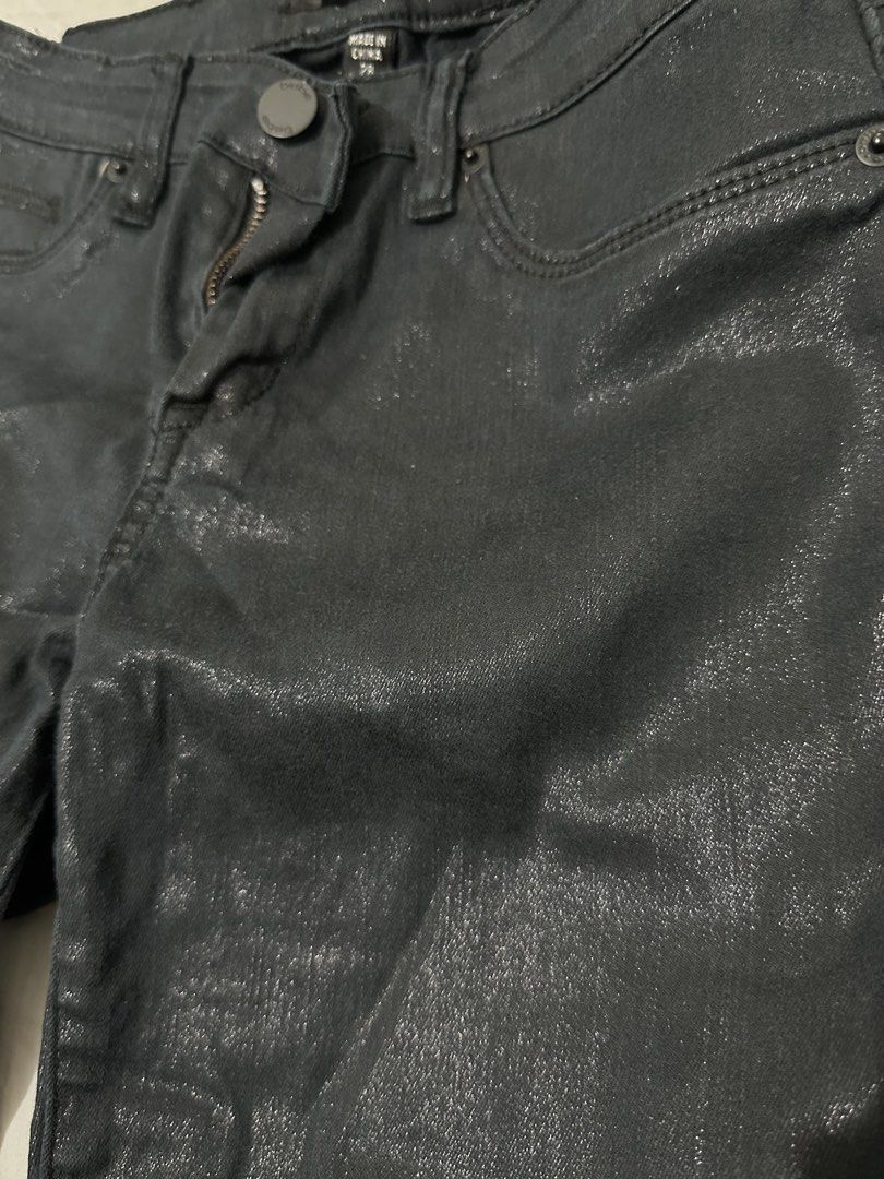 BEBE Black Coated Skinny Jeans (Category: Jeans) located in Pasig City. Submitted by polyhedra_ (Listing ID 1453342138, Image 3). Description: - Brand: BEBE - Style: Black coated skinny jeans - Size: 28 - Features: Slight sheen, comfortable fit - Versatile: Perfect for dressing up or down Pre-loved clothes available for sale 💗 RFS: Decluttering. All items in my shop are imported or have been bought abroad. NONE are thrifted unless stated otherwi