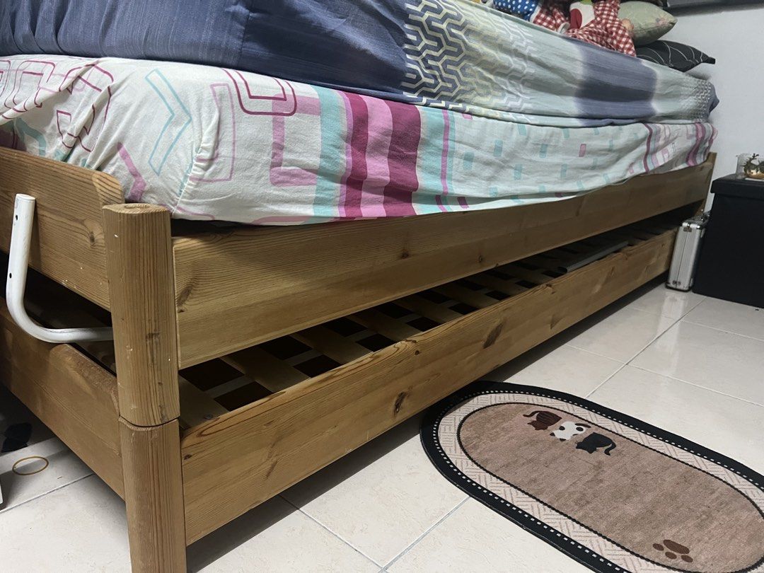 Bed (Category: Bed Frames & Mattresses) located in Kuala Lumpur. Submitted by aqilnaqib_ (Listing ID 1453400734, Image 3). Description: Nak Jual Urgent (sebab nak pindah rumah) 2 set Katil single…. Beli Dekat Ikea Dulu Harga Asal 1200 - 2 set soo nak jual 600 all in 2set Tak sampai 1 year pakai no ws 0126992852 for more information.