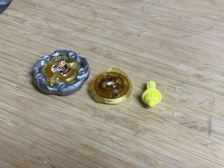 （分類：）位於 。 由 mtr.trade 提交（商品編號 1453239363，圖片 1）。簡介： 。