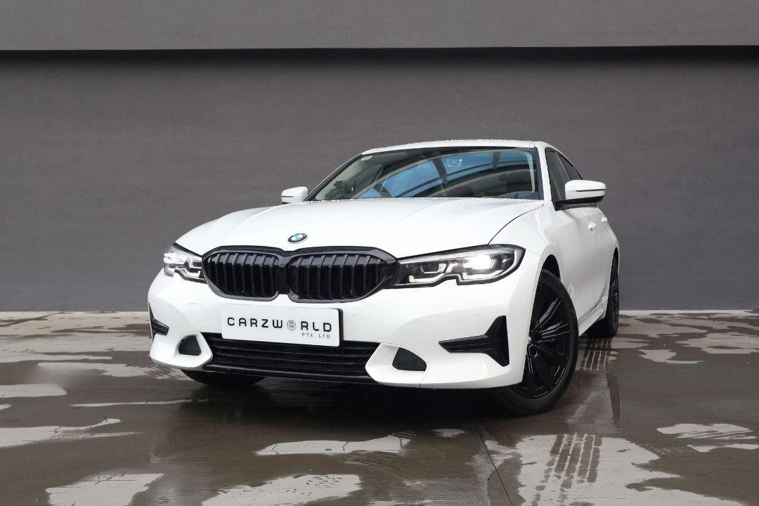 BMW 3 Series Sedan 320i Highline Auto (Category: Used Cars) located in Singapore. Submitted by carzworld.pteltd (Listing ID 1453245618, Image 1). Description: Viewing Strictly By Appointment Only! Low Interest Rate & Flexible Bank / In House Loan Available All Trade-In Are Welcome Message to: 💬96437773 Features Powered by a 2.0L inline 4-cylinder TwinPower turbocharged engine, producing 181bhp, with 8-speed Steptronic automatic transmission with