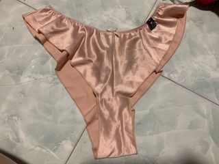 (Category: ) located in . Submitted by lovescarf (Listing ID 1453404179, Image 1). Description: .