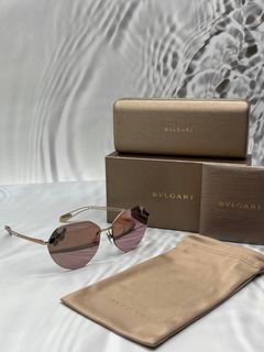 (Category: ) located in . Submitted by redrabbitluxury (Listing ID 1453391031, Image 1). Description: .