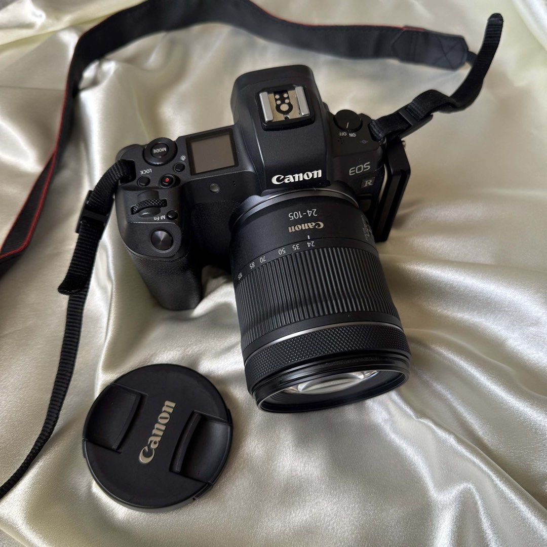 Canon EOS R Mirrorless Camera with RF 24-105mm Lens (Category: Cameras) located in General Mariano Alvarez. Submitted by thiirdy29 (Listing ID 1453355092, Image 3). Description: - Canon EOS R mirrorless camera body - RF 24-105mm f/4 L IS USM lens included - Additional Viltrox lens - Fully articulating (flip-out) screen - Original Canon strap - Lens caps included - Excellent for both photography and videography.