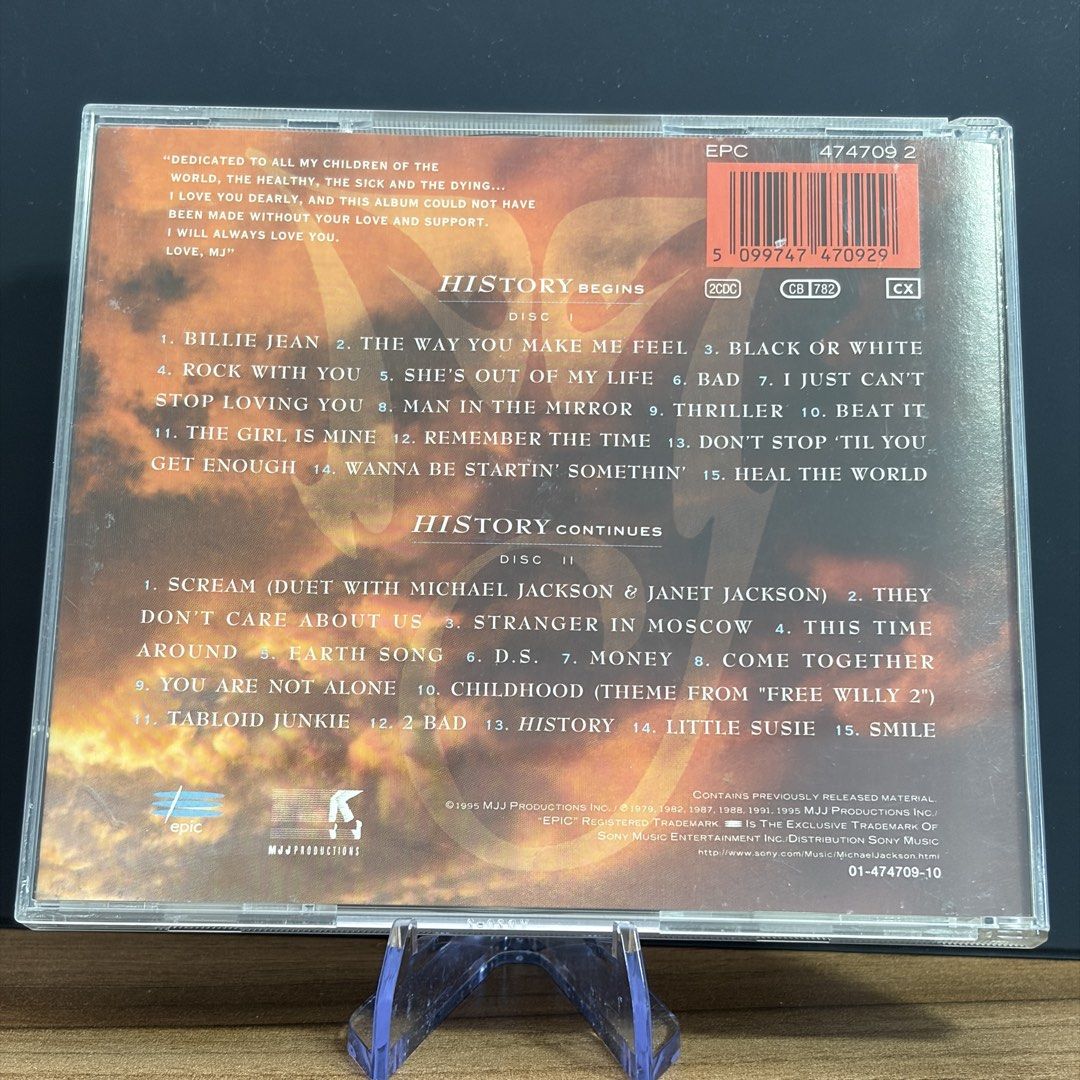 CD - Michael Jackson (Category: CDs & DVDs) located in Singapore. Submitted by joyfarm (Listing ID 1453258421, Image 2). Description: .