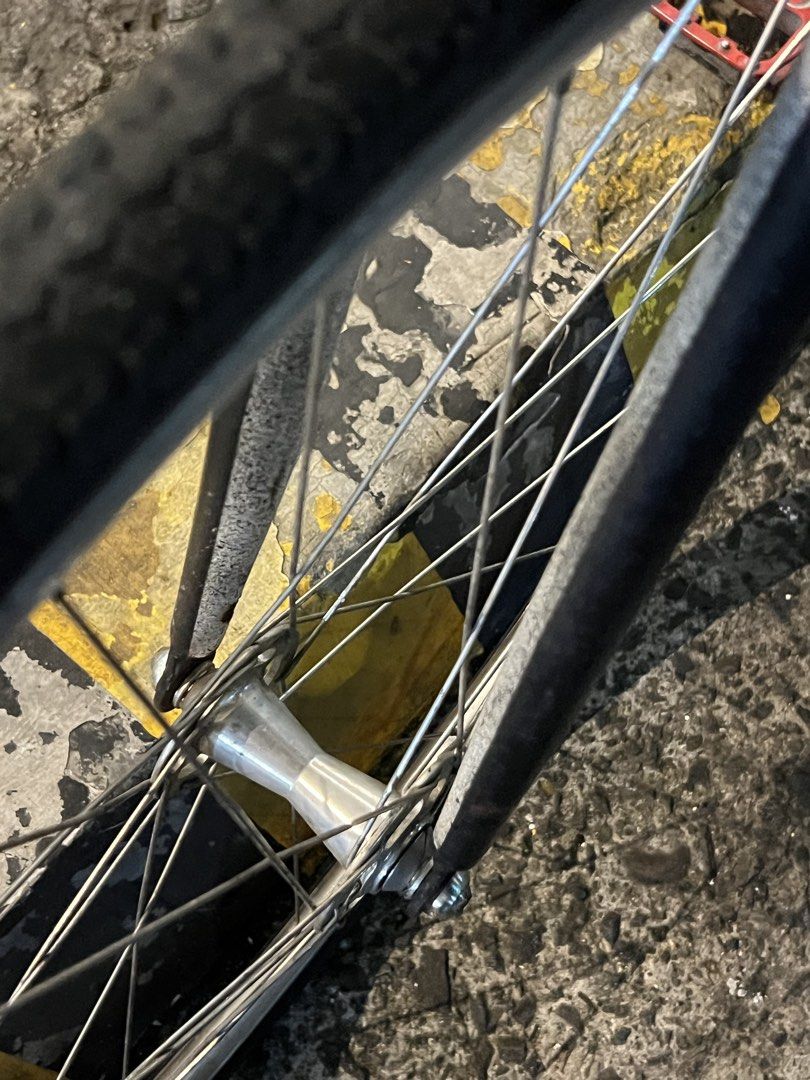 Celt Fixie (Category: Bicycles) located in Marikina City. Submitted by eyowh (Listing ID 1453370250, Image 3). Description: Celt Frameset Size 56 Uno Stem Aventon top cap Truvativ Handlebar with bartape RAC seatpost voodux Whee sei Dura-ace cog Half-link chain Celt V1 Cranks Issues: Dents Scratches Rust Bilog yung isang allen bolt sa front axle - Black fixie bike - Single speed - Black handlebar tape - Silver wheels with black tires - Ready to ri