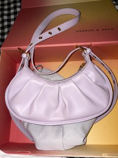 (Category: ) located in . Submitted by bootique (Listing ID 1452380270, Image 1). Description: .