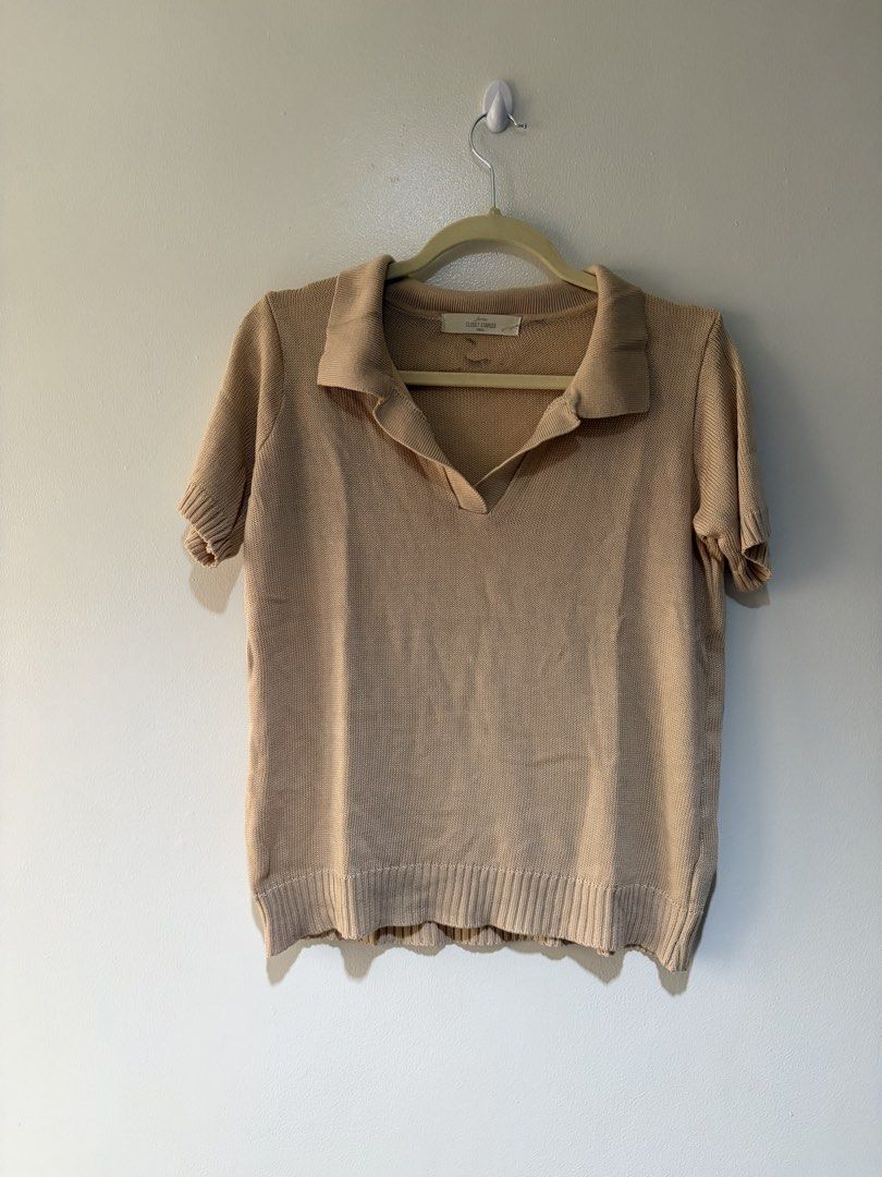 Closet Staples Forme Knit Polo Shirt - Size Small (Category: Blouses) located in Manila. Submitted by likelykei (Listing ID 1453237656, Image 1). Description: - Lightweight knit polo shirt from Closet Staples Forme - Features short sleeves and a collared neckline - Ribbed hem and cuffs for a classic look - Please note: There are some dark marks on the front and near the collar. Kindly check the photos for a closer look..