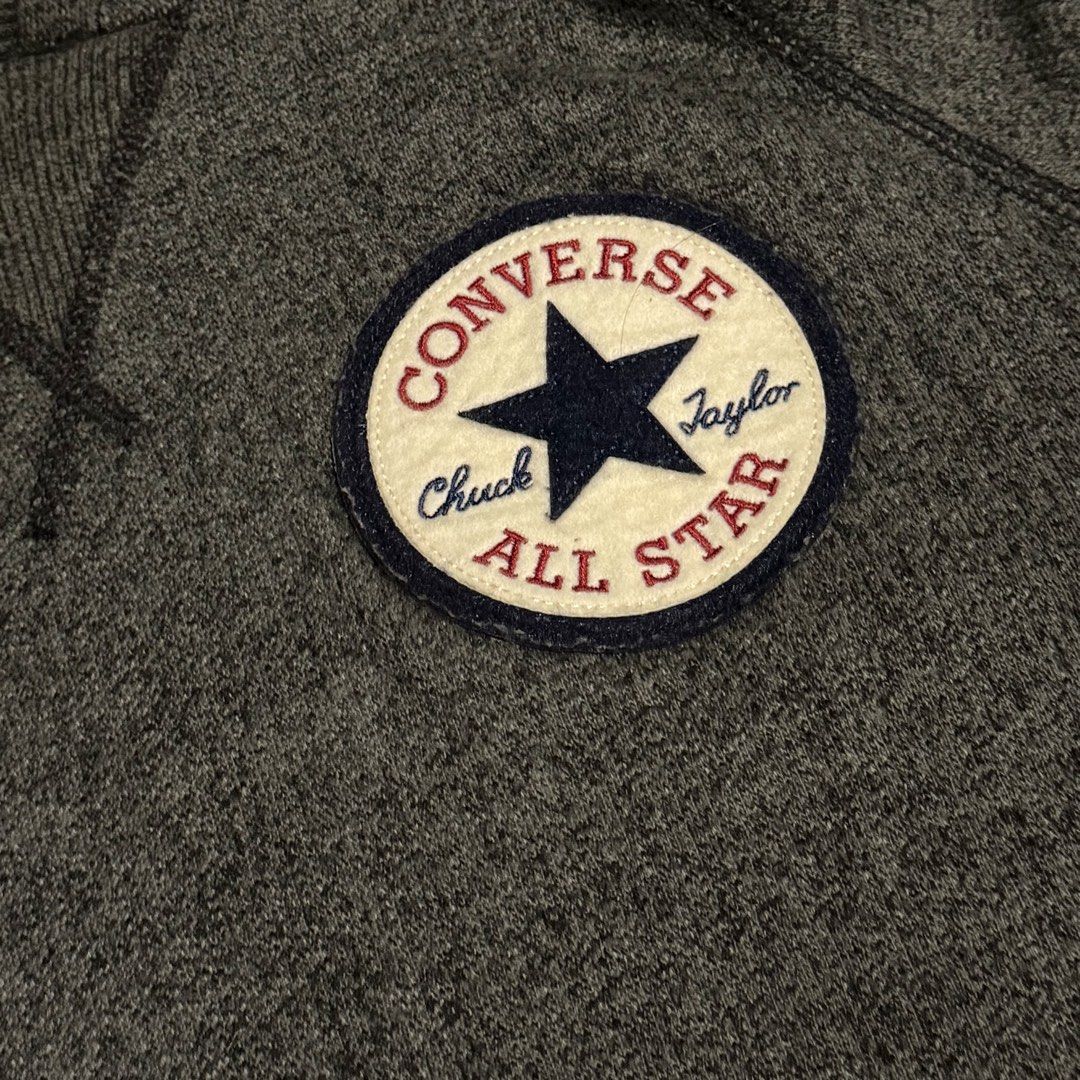 Converse Sweater (Category: Coats, Jackets and Outerwear) located in Makati City. Submitted by fairylees (Listing ID 1453393186, Image 2). Description: .