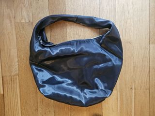 （分類：）位於 。 由 hommeluxe 提交（商品編號 1453354150，圖片 1）。簡介： 。