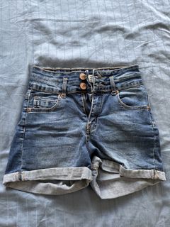 (Category: ) located in . Submitted by cathly (Listing ID 1453244733, Image 1). Description: .
