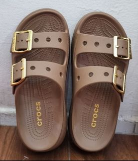 (Category: ) located in . Submitted by mayoo91 (Listing ID 1453319138, Image 1). Description: .