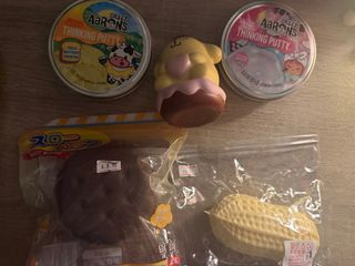 (Category: ) located in . Submitted by seulvrr_ (Listing ID 1453408586, Image 1). Description: .