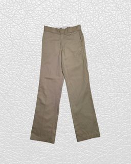 (Category: ) located in . Submitted by kalyevintage2021 (Listing ID 1453383903, Image 1). Description: .