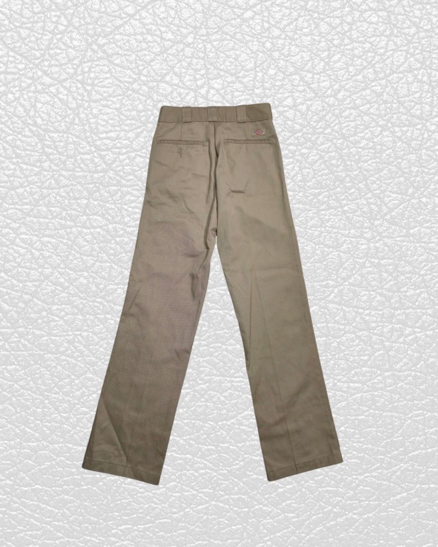 Dickies 874 Work Pants Khaki (Category: Trousers) located in Valenzuela. Submitted by kalyevintage2021 (Listing ID 1453383903, Image 2). Description: - Classic Dickies 874 work pants - Khaki color - Straight leg fit - Durable twill fabric - Versatile for work or casual wear - Ready for a new home.