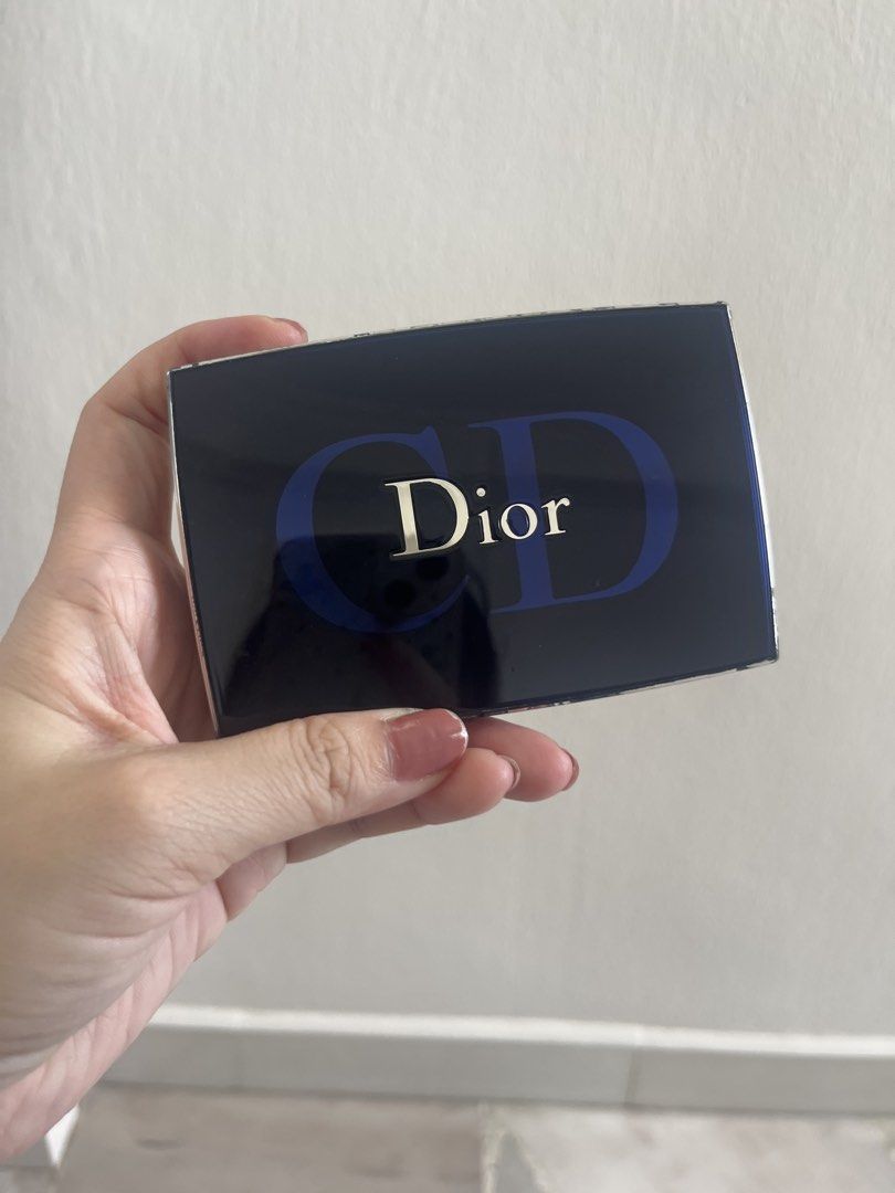 Dior Compact Case (Category: Makeup) located in Singapore. Submitted by little-juju (Listing ID 1453257534, Image 1). Description: - Refillable - selling just the casing .