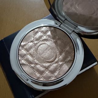 （分類：）位於 。 由 cxxkx 提交（商品編號 1453404126，圖片 1）。簡介： 。