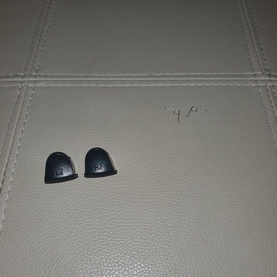 Dualshock 4 controller l2 r2 button replacement should button (Category: PlayStation) located in Pasig City. Submitted by fasttech01 (Listing ID 1453302974, Image 2). Description: .
