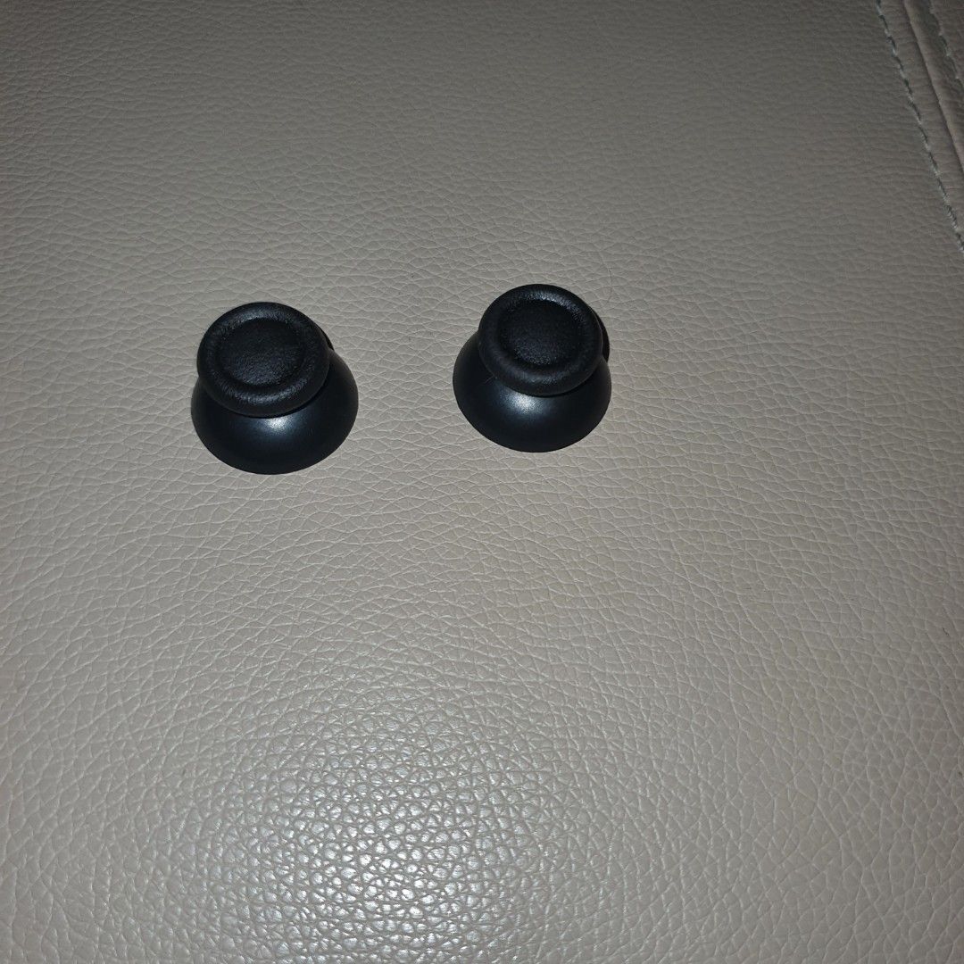 Dualshock 4 ps4 controller analog thumb stick replacement (Category: PlayStation) located in Pasig City. Submitted by last_price_posted (Listing ID 1453302603, Image 1). Description: .
