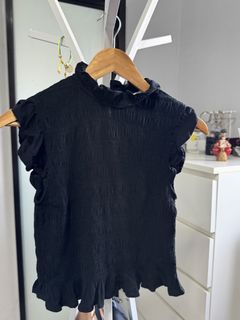 (Category: ) located in . Submitted by mc.declutter (Listing ID 1453331539, Image 1). Description: .