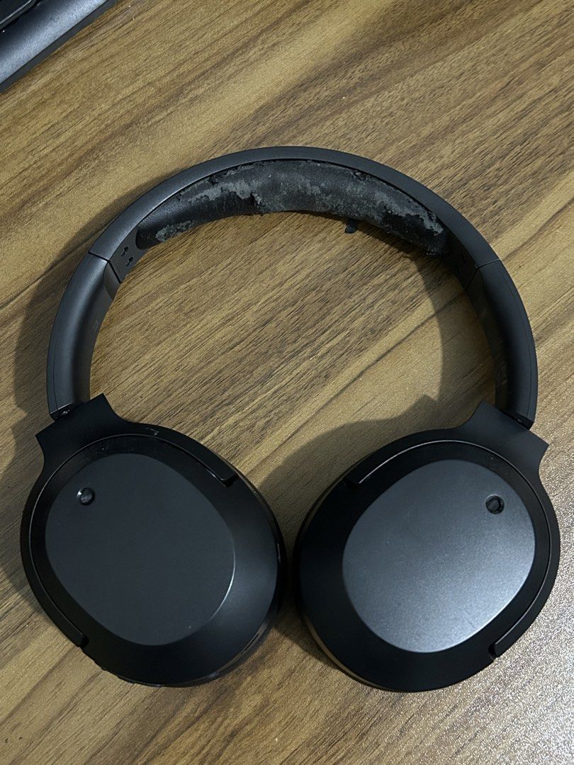 Edifier W820NB Noise Cancelling Headphones (Category: Headphones & Headsets) located in Makati City. Submitted by peanutbutterjelly_ (Listing ID 1453298085, Image 1). Description: - Edifier W820NB Headphones - Active Noise Cancelling (ANC) - Bluetooth 5.0 connectivity - Extended battery life - Shows some wear on earcups and headband (as pictured) - Fully functional and works well - With box, manual, and charging cord RFS: no longer used ⚠️ NO RET