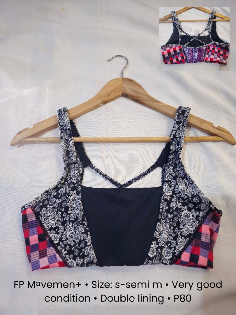 FP Movement Black Printed Sports Bra (Category: Activewear) located in Candon. Submitted by z_pieces (Listing ID 1453388405, Image 1). Description: .