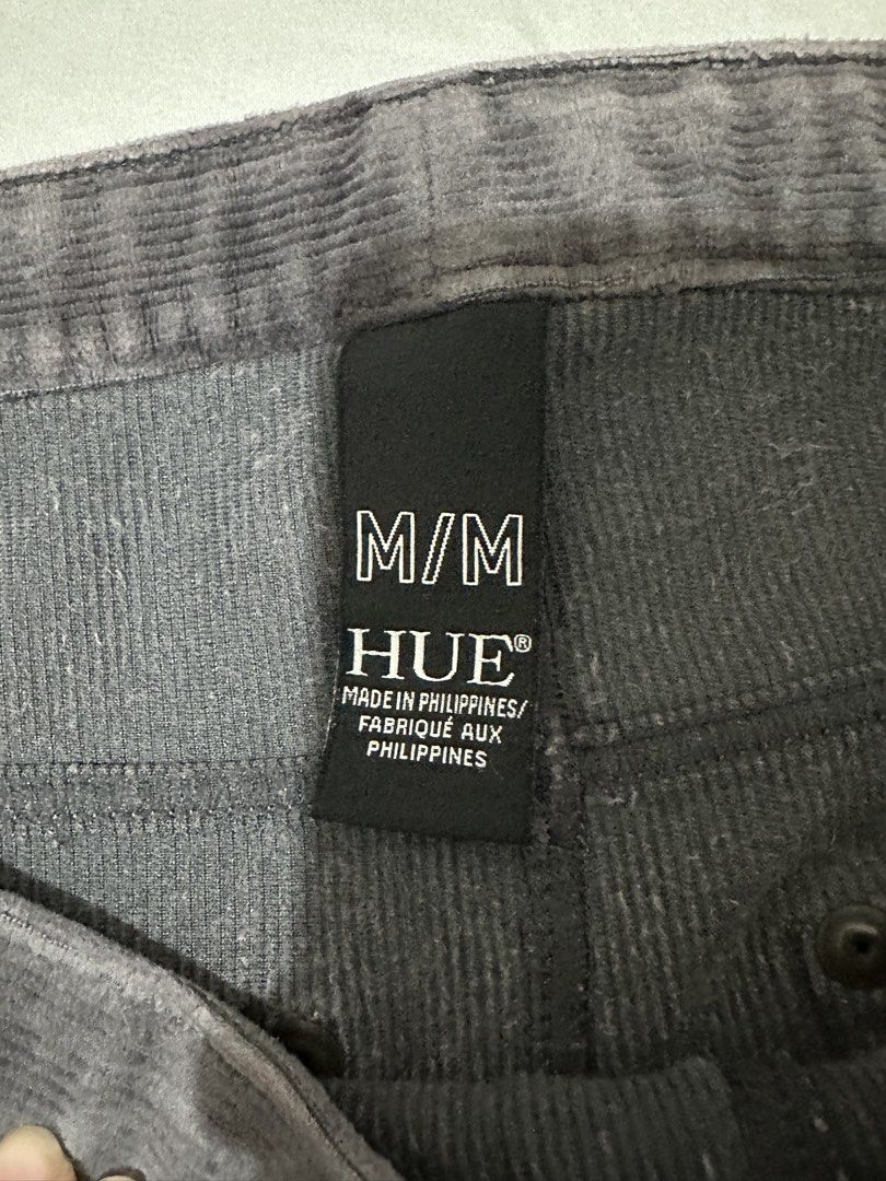 HUE Grey Velvet Stretchy Pants (high quality) (Category: Other Bottoms) located in Pasig City. Submitted by polyhedra_ (Listing ID 1453345073, Image 2). Description: - Comfy grey velvet leggings - Stretchy waistband for a great fit - Soft material feel - Perfect for lounging or casual wear - A versatile addition to your wardrobe Pre-loved clothes available for sale 💗 RFS: Decluttering. All items in my shop are imported or have been bought abroad