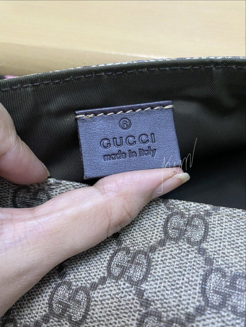 GUCCI Diaper / Travel Bag (Category: Luxury Bags & Wallets) located in San Mateo. Submitted by kluxuryy (Listing ID 1453339477, Image 3). Description: OFFER YOUR PRICE NEGOTIABLE.