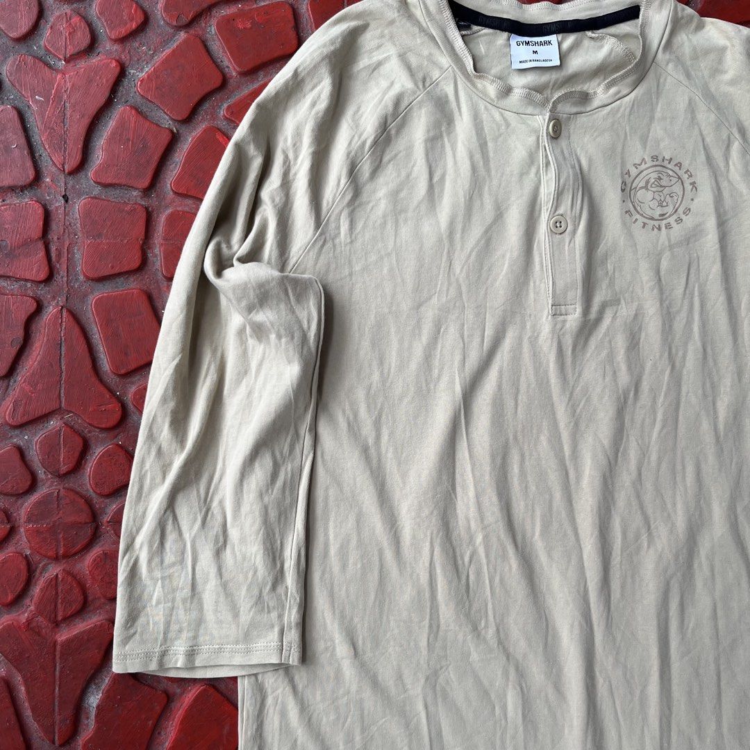 GYMSHARK LEGACY HENLEY TOP (Category: Activewear) located in San Jose del Monte. Submitted by qrt_ty (Listing ID 1453263745, Image 3). Description: WTS !!! GYMSHARK LEGACY HENLEY TOP SIZE MEDIUM ISSUE CUT WASHTAG MADE IN BANGLADESH PRICE - 850 PLUS SF.