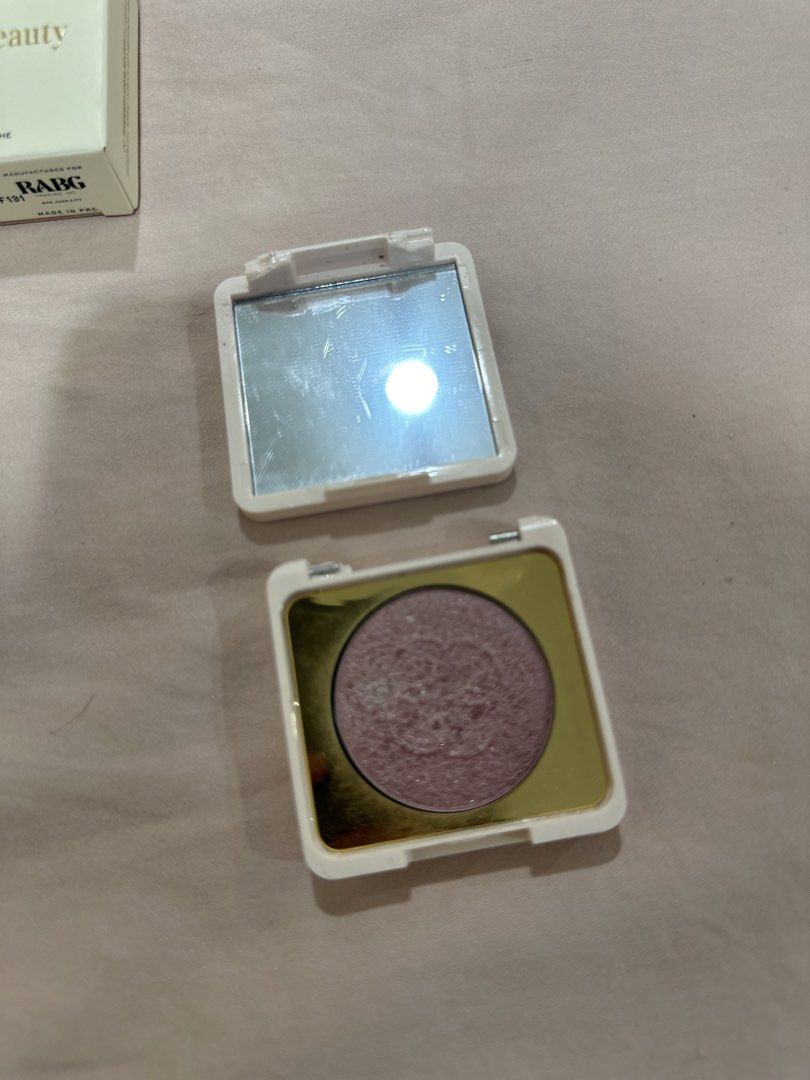 Highlighter Makeup Bundle (Take All) (Category: Makeup) located in Subic. Submitted by glowupfinds (Listing ID 1453245720, Image 2). Description: Highlighter Makeup Bundle Take all for Php300 1.Colourpop Super Shock Shadow Ultra Glitter Shade: Ritz (Urban Decay Spacecowboy dupe) 90% remaining Im not using it because I got the the Urban Decay but the product is so nice! 2. Glow MUA Makeup Academy Highlighting Kit Shade: Golden Delights Brand New. 