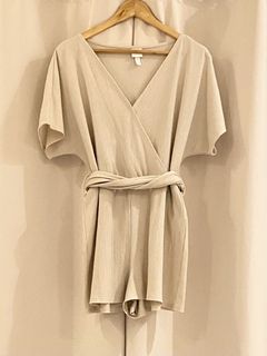 (Category: ) located in . Submitted by shopfromhomeph.co (Listing ID 1453281977, Image 1). Description: .