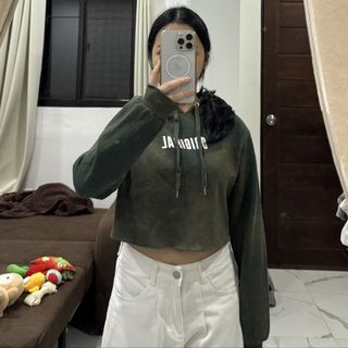(Category: ) located in . Submitted by mi.cha (Listing ID 1453409235, Image 1). Description: .