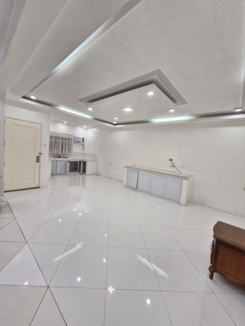 House and Lot (Project 2) (Category: House & Lot) located in Quezon City. Submitted by jcycle02 (Listing ID 1442171336, Image 3). Description: Viewing by Appointment House & Lot (23.5M NET of all taxes and agent's commission) Clean Title, I am the Owner Lot Area: 210 sqm Floor Area: Approximately 300sqm Location: Non-flooded area Property Details: 2-storey well- maintained house 3 Bedrooms Walk in Closet 2 Toilet & Bath and one powder room Functi