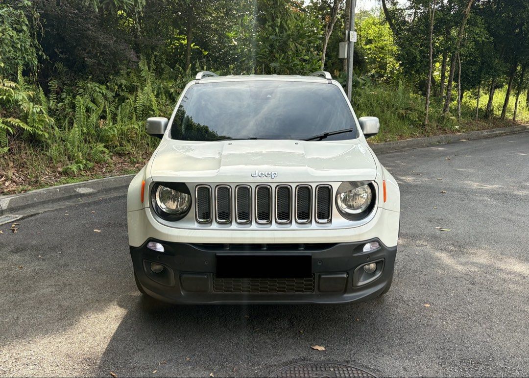 Jeep Renegade Limited Auto (Category: Used Cars) located in Singapore. Submitted by mratif (Listing ID 1453393514, Image 2). Description: • 1.4L turbo petrol • 138 bhp • 6-speed dual clutch automatic Major maintenance (100,000km): 🌟 New turbocharger 🌟 New catalytic converter (warranty till 2 Nov) 🌟 New fuel pump assembly (warranty till 2 Nov) 🌟 New engine and gearbox mounts ⭐️ New timing belt kit ⭐️ New water pump ⭐️ New fan belt ⭐️ New ignit