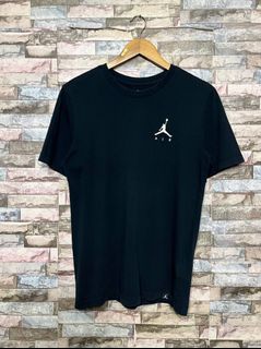 (Category: ) located in . Submitted by wewearworn (Listing ID 1453389674, Image 1). Description: .