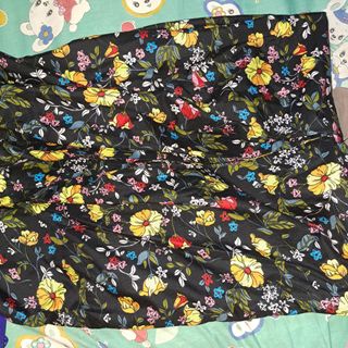 (Category: ) located in . Submitted by _prelovedbysyaz_ (Listing ID 1453406298, Image 1). Description: .
