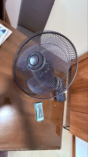 (Category: ) located in . Submitted by m00sey (Listing ID 1453297874, Image 1). Description: .