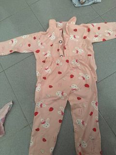 (Category: ) located in . Submitted by happy_xuanxuan (Listing ID 1453372384, Image 1). Description: .