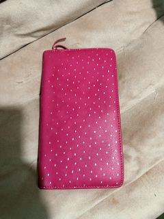 (Category: ) located in . Submitted by forever_chic (Listing ID 1453388429, Image 1). Description: .