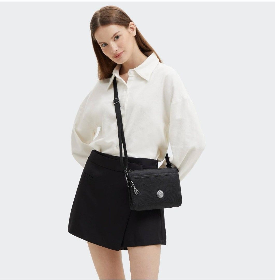 Kipling Live. Light Camille Francisco Crossbody Bag (Category: Cross-body Bags) located in Manila. Submitted by mil_francisco1987 (Listing ID 1453420094, Image 2). Description: Selling Kipling Riri Crossbody bag. (retail) Condition 10/10 bought from Dubai ✅ can pass as brand new ✅ used once ✅ no yellowing ✅ no tarnish on hardware and hairline. video available upon request. Location: Makati and Taytay MOD: Lalamove or LBC only. - Lightweight Kipli