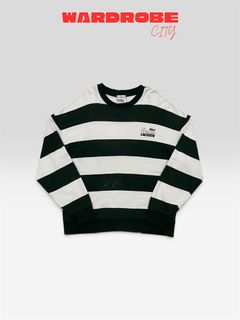 (Category: ) located in . Submitted by wardrobecity (Listing ID 1453389167, Image 1). Description: .