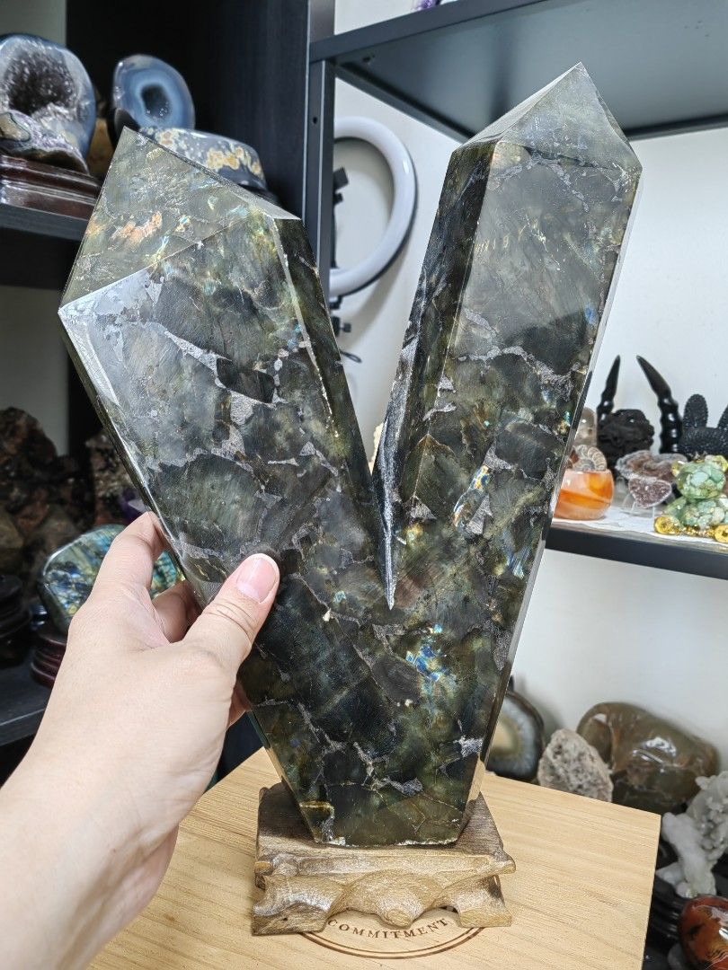 Large Twin Labradorite Crystal Point (Category: Other Home Decor) located in Batu Caves. Submitted by wynxiang_crystal8441 (Listing ID 1453428362, Image 3). Description: - Weight 6.45kg - Height 33.5cm - Beautiful large twin labradorite crystal points. - Features amazing flash and color play. - Ideal for display or energy work. - Adds a unique natural element to any space. - Very impressive size..