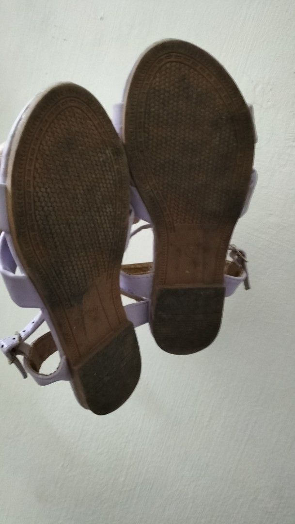 Lavender Strappy Sandals with Buckle Ankle Strap (Category: Flats & Sandals) located in Angeles City. Submitted by morikori (Listing ID 1453277731, Image 3). Description: - Cute lavender sandals - Size 37 - Strappy design across the front - Adjustable buckle strap around the ankle - Soles show some signs of wear - Great for casual outings.