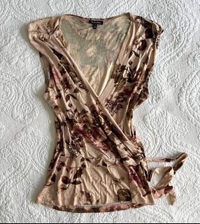 (Category: ) located in . Submitted by ashrinclothes (Listing ID 1453247372, Image 1). Description: .