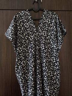 (Category: ) located in . Submitted by articleofclothing (Listing ID 1453319741, Image 1). Description: .