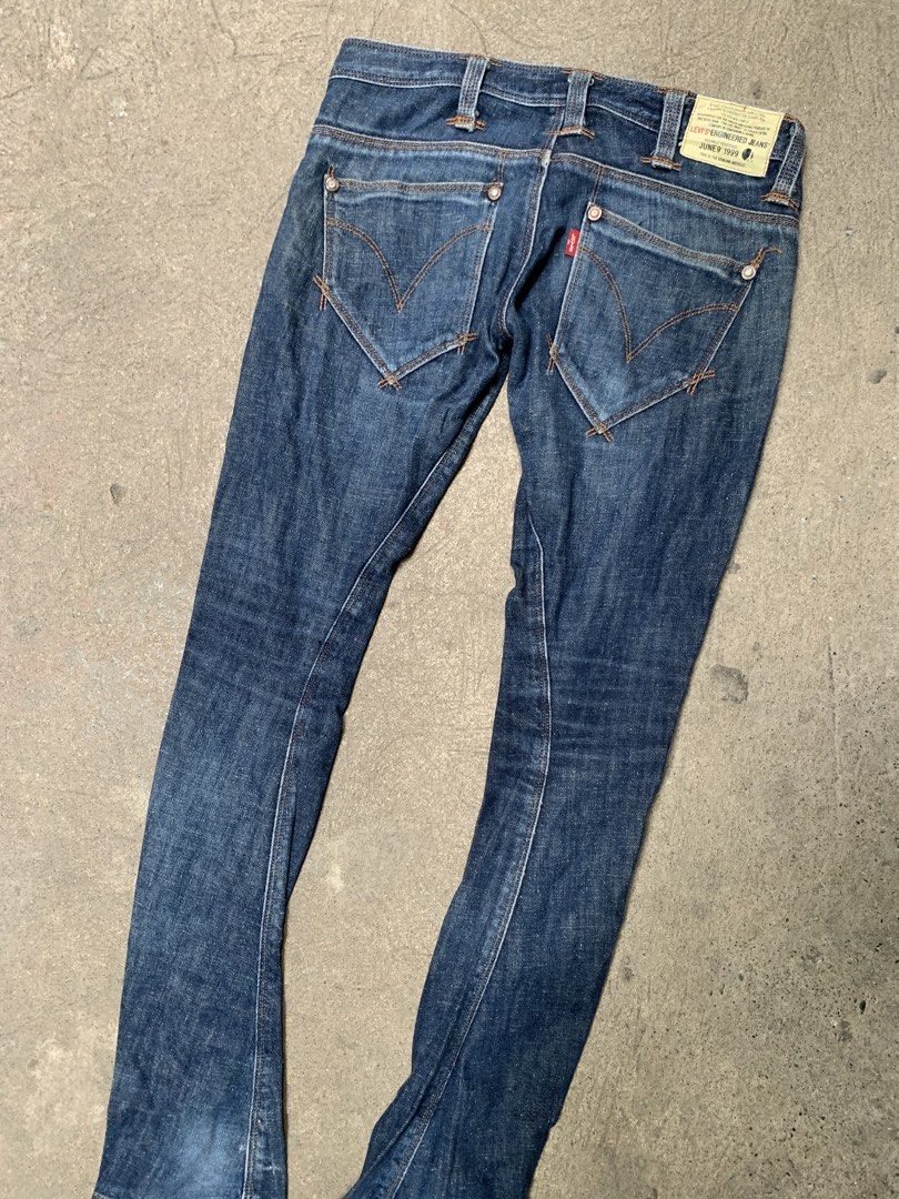Levis engineered for womens (Category: Jeans) located in Roxas City. Submitted by vaultcultureco. (Listing ID 1453351161, Image 3). Description: - Size: 25x32 - Material: Polyurethane for comfort and stretch - Care Instructions: - Machine washable at 40°C - Tumble dry on normal setting - Wash and dry with like colors - Do not bleach - Origin: Made in China.