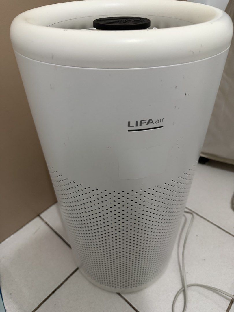LIFA air LA350 premium air purifier (Category: Air Purifiers & Dehumidifiers) located in Makati City. Submitted by tototee (Listing ID 1453325665, Image 2). Description: Premium feel and components. with reusable carbon fiber filter. not just the activated mesh but Activated Carbon Pellets!!!! No Command Center unit only. steel body not plastic resistive touch control. finger glide lang clockwise and counter. Suoer efficient, super effective. IMP
