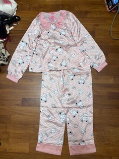(Category: ) located in . Submitted by lilynguyen7 (Listing ID 1453351237, Image 1). Description: .