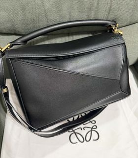 (Category: ) located in . Submitted by luxxechic (Listing ID 1453322218, Image 1). Description: .