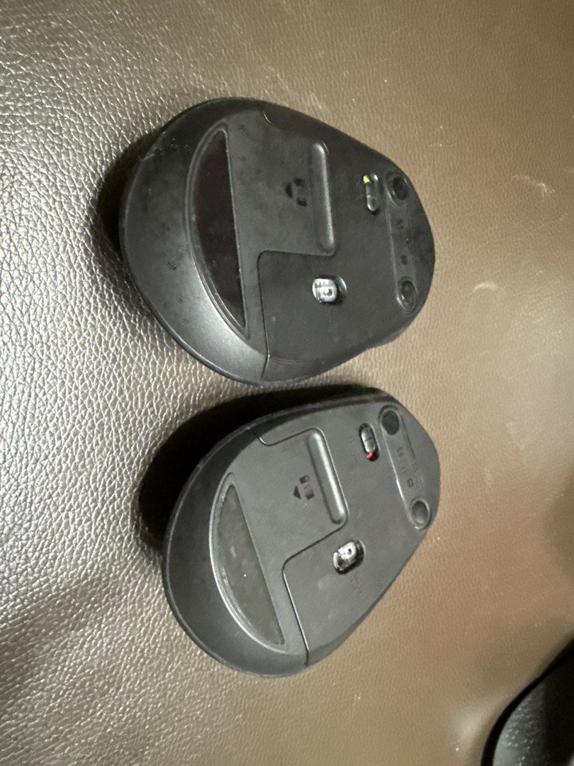 Logitech mouse (Category: Mouse & Mousepads) located in Singapore. Submitted by hobbytvb (Listing ID 1453356369, Image 2). Description: .
