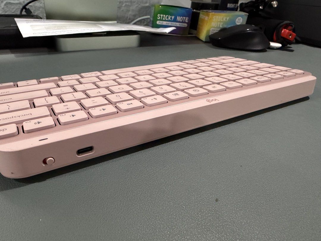 Logitech MX Keys Mini, Rose (Category: Computer Keyboard) located in Quezon City. Submitted by --ro-- (Listing ID 1453403072, Image 3). Description: Logitech MX Keys Mini, Rose Slightly used, 9/10 Pickup @ New Manila, QC.